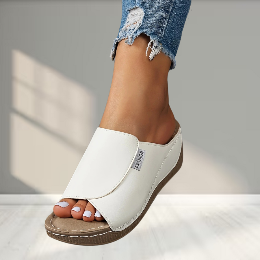 Colleen – Orthopaedic Sandals