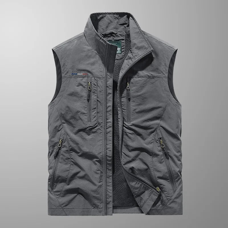 Cathal – Multi-Pocket Breathable Outdoor Cargo Gilet