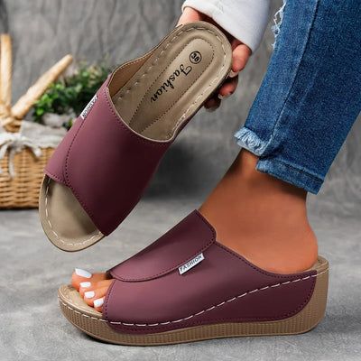 Colleen – Orthopaedic Sandals