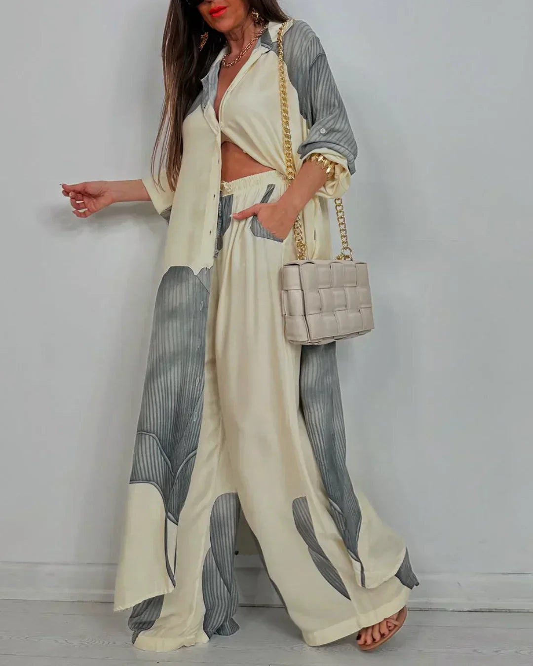 Aislinne – Elegant Two-Piece Set