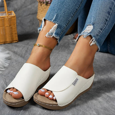 Colleen – Orthopaedic Sandals