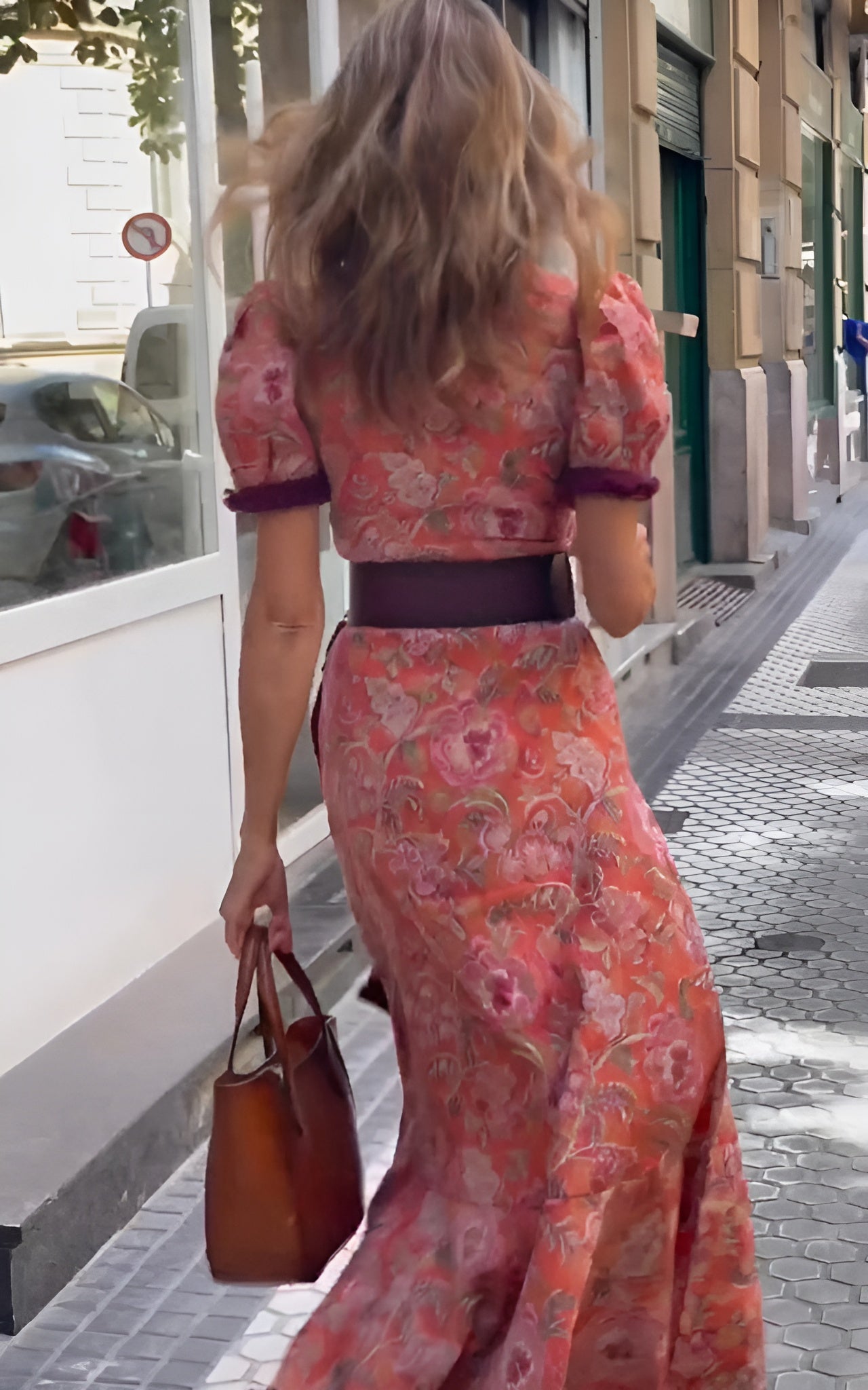 Clodagh – Elegant Pink Maxi Dress with Short Sleeves