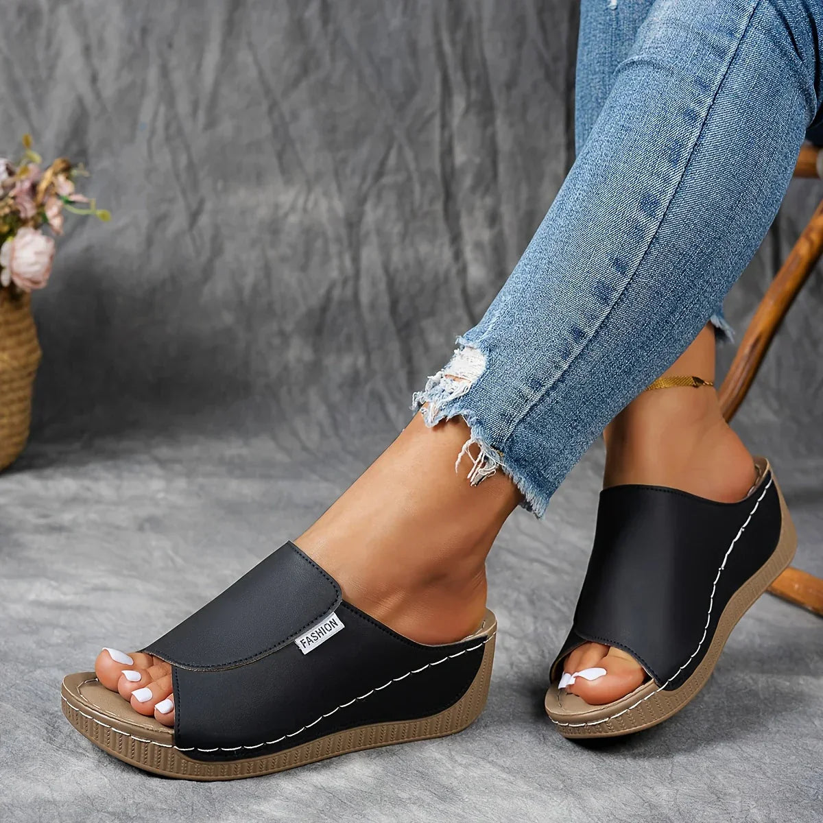 Colleen – Orthopaedic Sandals