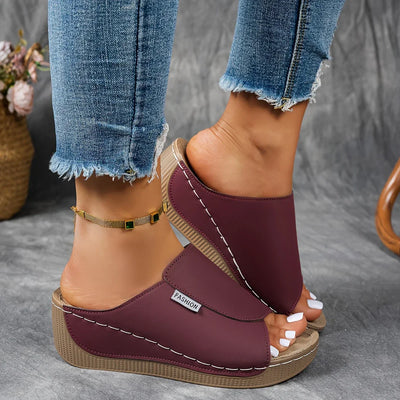 Colleen – Orthopaedic Sandals