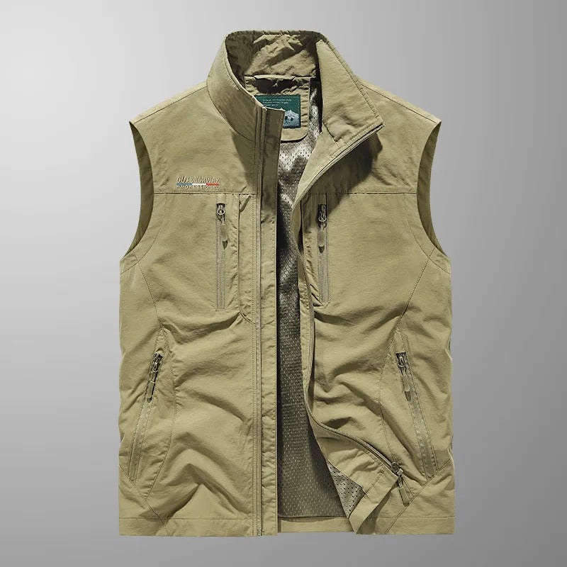 Cathal – Multi-Pocket Breathable Outdoor Cargo Gilet