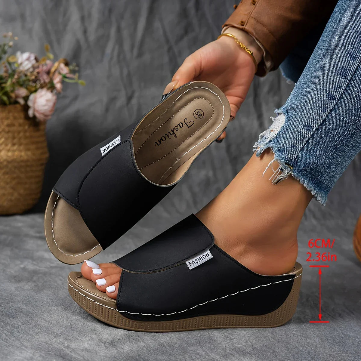 Colleen – Orthopaedic Sandals